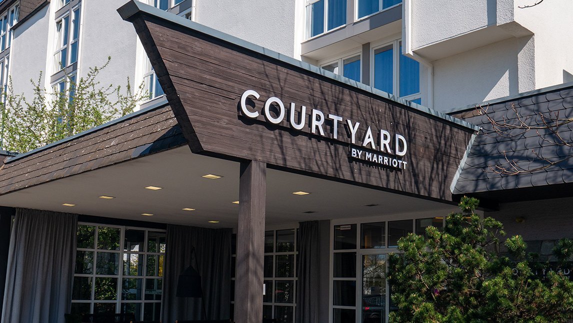 Marriott Wiesbaden - Außenanlagenreinigung